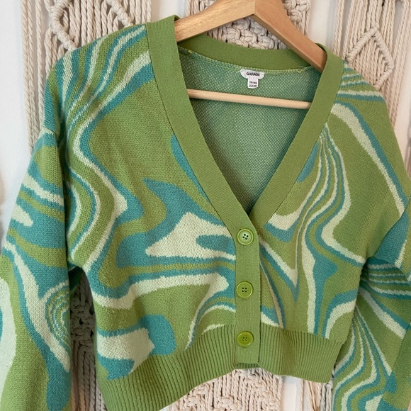 Garage Cardigan - Picture 3 of 4